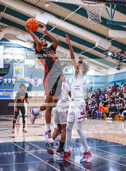 Thumbnail 2 in Sheldon v Taft (Proving Grounds '22 @ Sheldon High) photogallery.