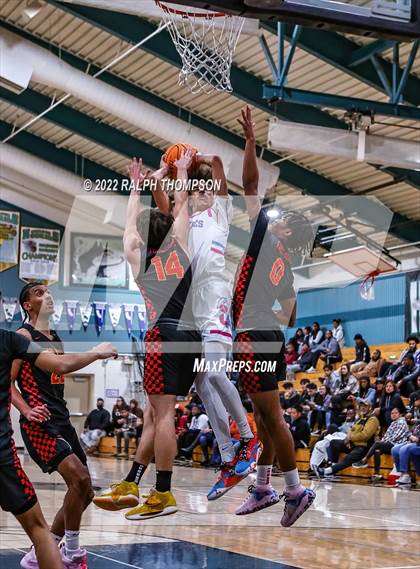 Thumbnail 3 in Sheldon v Taft (Proving Grounds '22 @ Sheldon High) photogallery.
