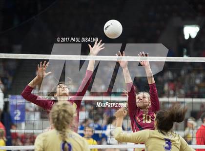 Thumbnail 2 in Holy Family vs. Ponderosa (CHSAA 4A Pool Play) photogallery.