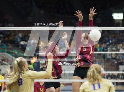 Thumbnail 3 in Holy Family vs. Ponderosa (CHSAA 4A Pool Play) photogallery.
