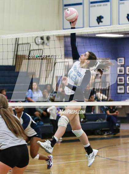 Thumbnail 3 in Oceanside Academy @ Pinewood Prep photogallery.