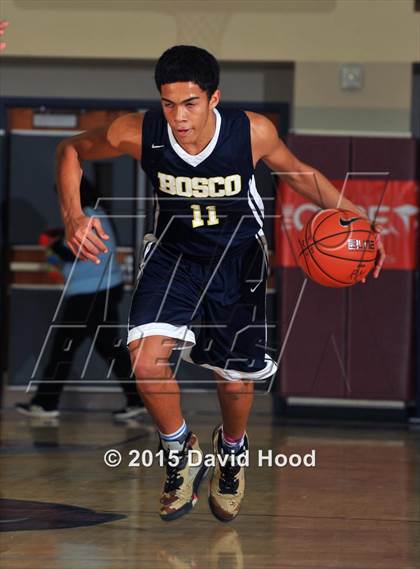 Thumbnail 3 in Harvard-Westlake vs. St. John Bosco (MaxPreps Holiday Classic Gatorade Championship) photogallery.