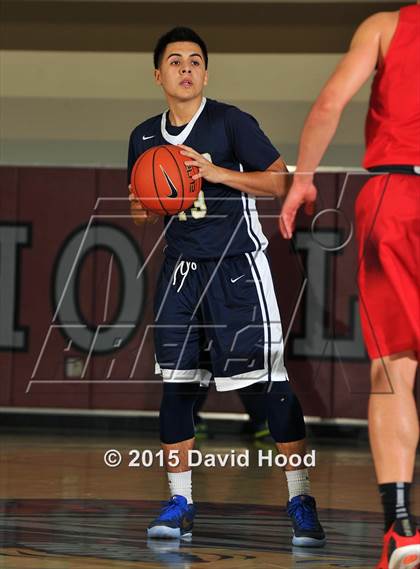 Thumbnail 2 in Harvard-Westlake vs. St. John Bosco (MaxPreps Holiday Classic Gatorade Championship) photogallery.