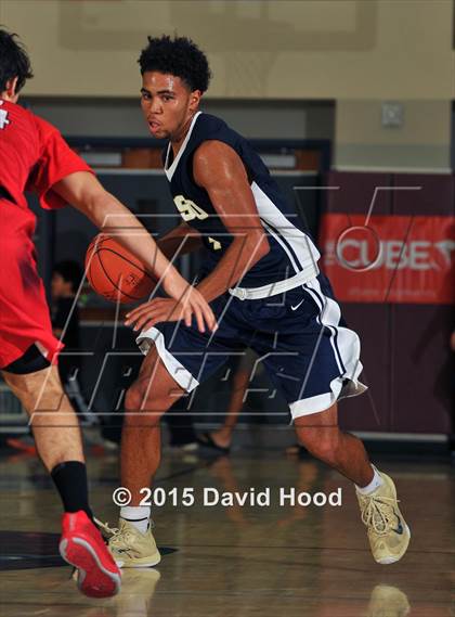 Thumbnail 3 in Harvard-Westlake vs. St. John Bosco (MaxPreps Holiday Classic Gatorade Championship) photogallery.