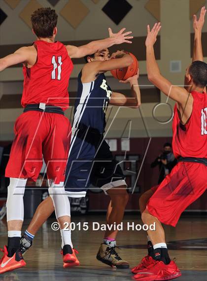 Thumbnail 2 in Harvard-Westlake vs. St. John Bosco (MaxPreps Holiday Classic Gatorade Championship) photogallery.