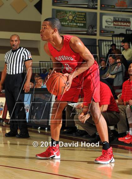 Thumbnail 2 in Harvard-Westlake vs. St. John Bosco (MaxPreps Holiday Classic Gatorade Championship) photogallery.