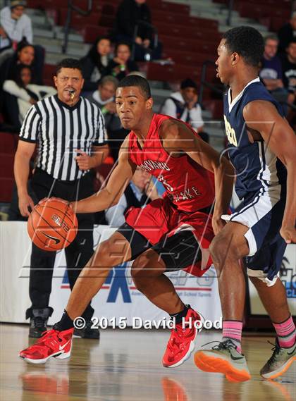 Thumbnail 1 in Harvard-Westlake vs. St. John Bosco (MaxPreps Holiday Classic Gatorade Championship) photogallery.