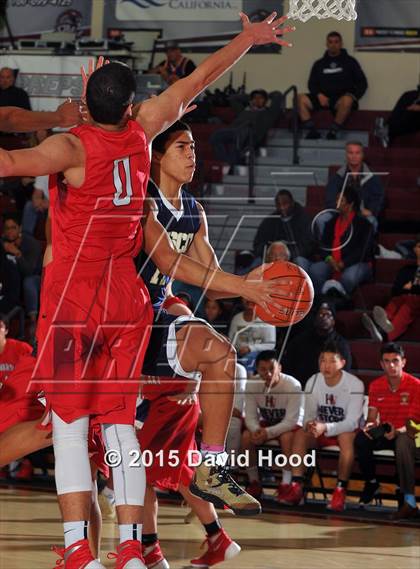 Thumbnail 3 in Harvard-Westlake vs. St. John Bosco (MaxPreps Holiday Classic Gatorade Championship) photogallery.