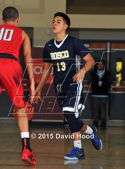 Thumbnail 3 in Harvard-Westlake vs. St. John Bosco (MaxPreps Holiday Classic Gatorade Championship) photogallery.
