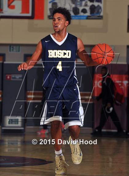 Thumbnail 3 in Harvard-Westlake vs. St. John Bosco (MaxPreps Holiday Classic Gatorade Championship) photogallery.