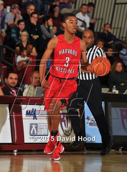 Thumbnail 1 in Harvard-Westlake vs. St. John Bosco (MaxPreps Holiday Classic Gatorade Championship) photogallery.