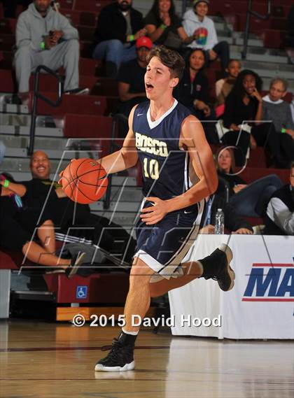 Thumbnail 2 in Harvard-Westlake vs. St. John Bosco (MaxPreps Holiday Classic Gatorade Championship) photogallery.
