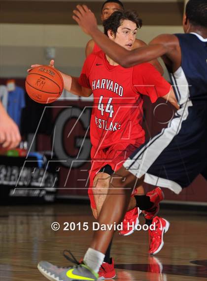 Thumbnail 3 in Harvard-Westlake vs. St. John Bosco (MaxPreps Holiday Classic Gatorade Championship) photogallery.