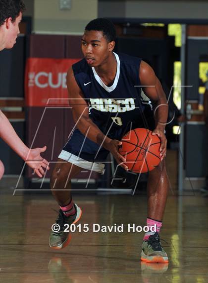 Thumbnail 2 in Harvard-Westlake vs. St. John Bosco (MaxPreps Holiday Classic Gatorade Championship) photogallery.