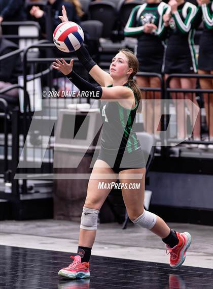 Thumbnail 1 in Payson vs. Hillcrest (UHSAA 4A Second Round) photogallery.