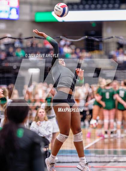 Thumbnail 1 in Payson vs. Hillcrest (UHSAA 4A Second Round) photogallery.