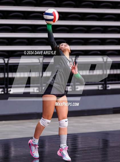 Thumbnail 1 in Payson vs. Hillcrest (UHSAA 4A Second Round) photogallery.