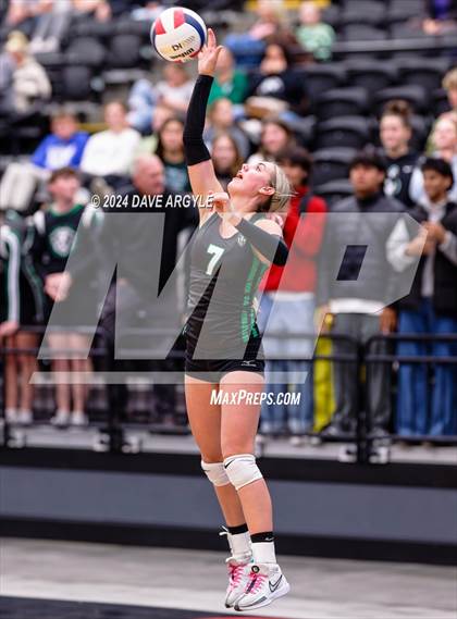 Thumbnail 3 in Payson vs. Hillcrest (UHSAA 4A Second Round) photogallery.