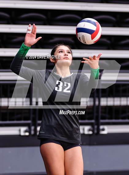 Thumbnail 3 in Payson vs. Hillcrest (UHSAA 4A Second Round) photogallery.