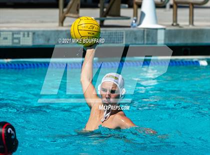 Thumbnail 2 in Arroyo Grande vs. Redlands East Valley photogallery.