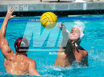 Thumbnail 2 in Arroyo Grande vs. Redlands East Valley photogallery.