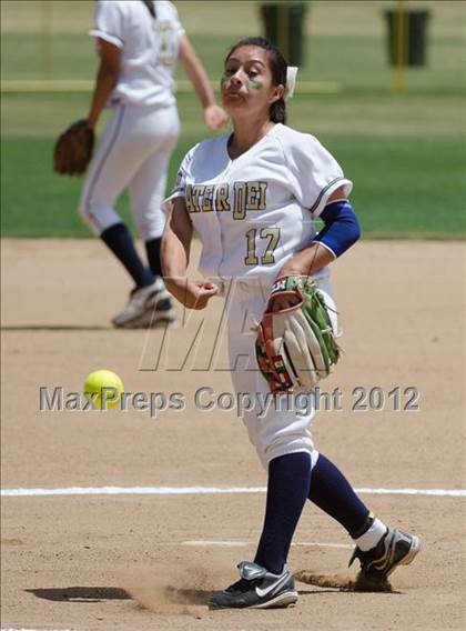 Thumbnail 2 in Mater Dei vs Madison (CIF SDS D4 Final) photogallery.
