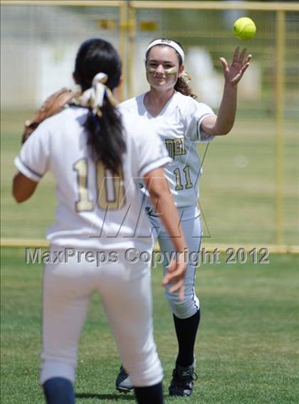 Thumbnail 3 in Mater Dei vs Madison (CIF SDS D4 Final) photogallery.