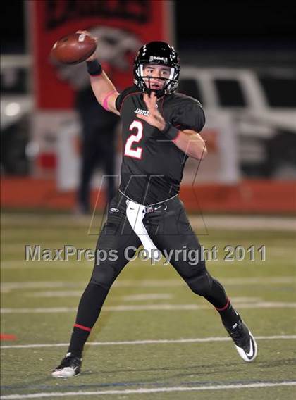 Thumbnail 3 in Sanger @ Argyle photogallery.