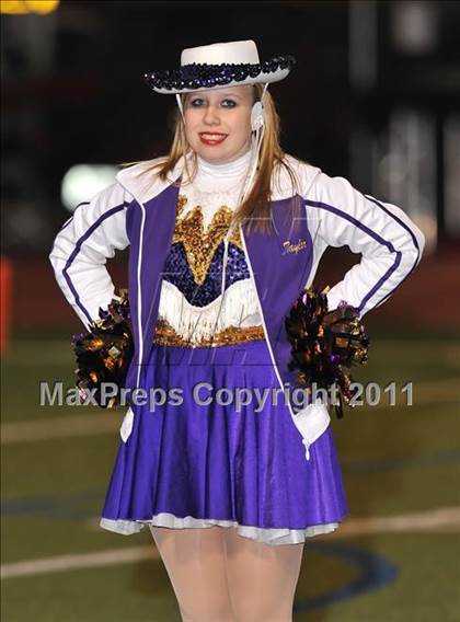 Thumbnail 3 in Sanger @ Argyle photogallery.