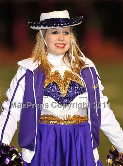 Thumbnail 2 in Sanger @ Argyle photogallery.