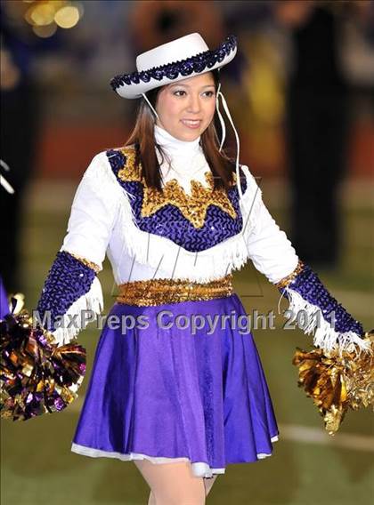 Thumbnail 3 in Sanger @ Argyle photogallery.