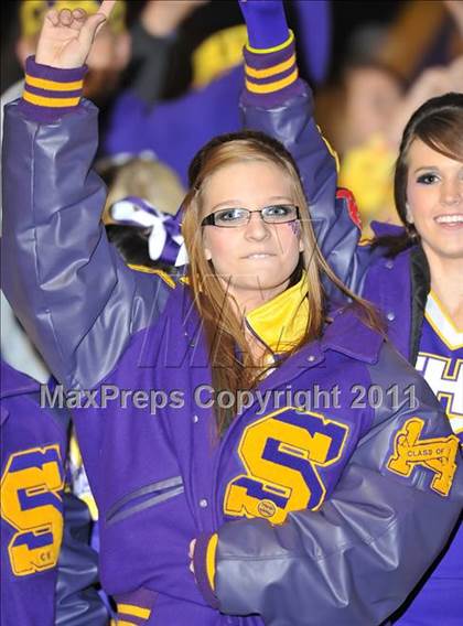Thumbnail 3 in Sanger @ Argyle photogallery.