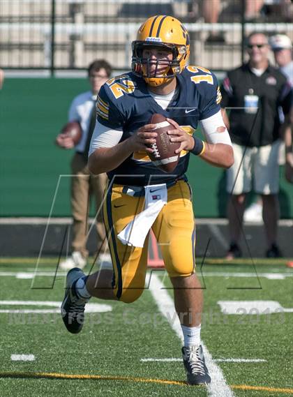 Thumbnail 2 in Paramus Catholic @ St. Ignatius photogallery.