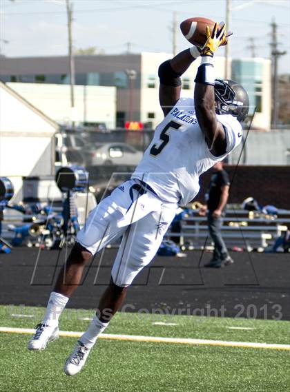 Thumbnail 1 in Paramus Catholic @ St. Ignatius photogallery.
