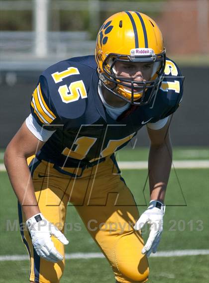 Thumbnail 3 in Paramus Catholic @ St. Ignatius photogallery.