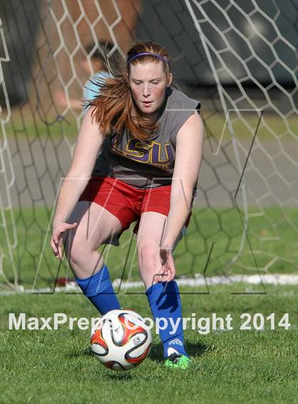 Thumbnail 2 in Trinity Prep @ Sacramento Country Day photogallery.