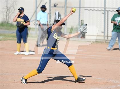 Thumbnail 1 in Schurr @ Montebello photogallery.