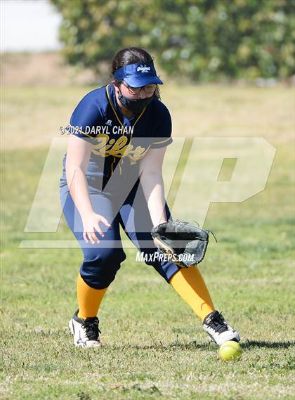 Thumbnail 2 in Schurr @ Montebello photogallery.