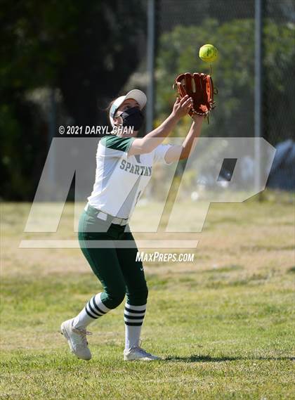 Thumbnail 2 in Schurr @ Montebello photogallery.