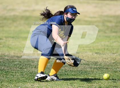 Thumbnail 2 in Schurr @ Montebello photogallery.