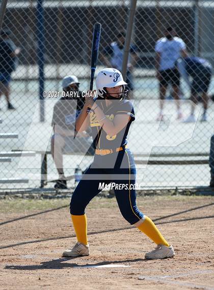 Thumbnail 1 in Schurr @ Montebello photogallery.