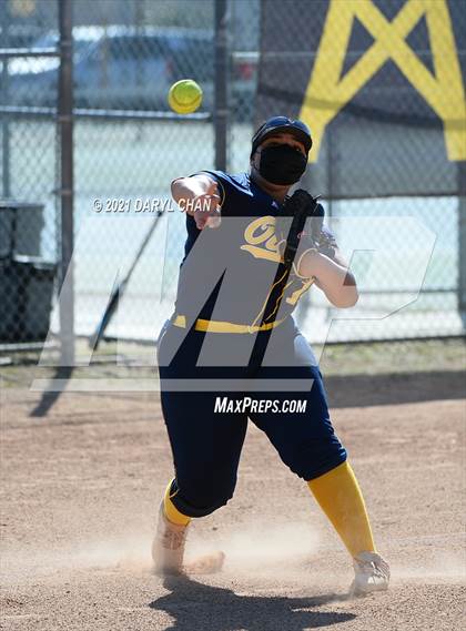 Thumbnail 2 in Schurr @ Montebello photogallery.