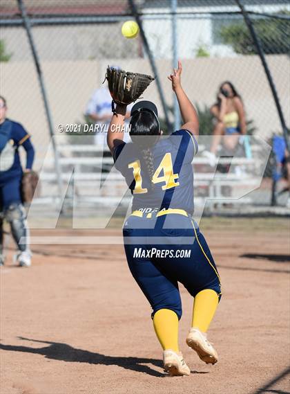Thumbnail 3 in Schurr @ Montebello photogallery.