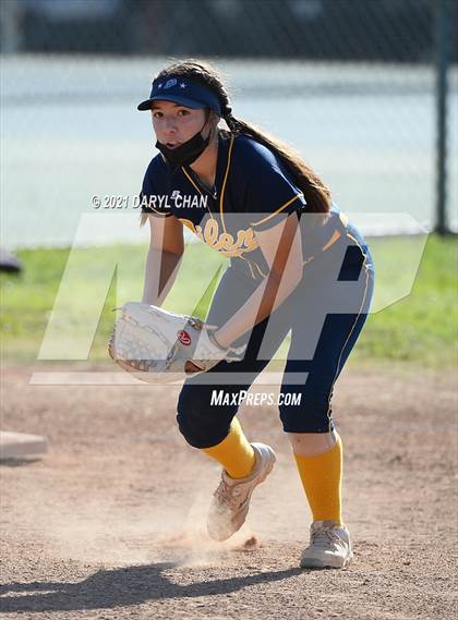 Thumbnail 1 in Schurr @ Montebello photogallery.