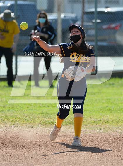 Thumbnail 3 in Schurr @ Montebello photogallery.