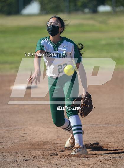 Thumbnail 1 in Schurr @ Montebello photogallery.