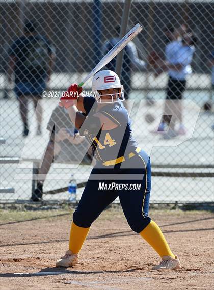 Thumbnail 3 in Schurr @ Montebello photogallery.