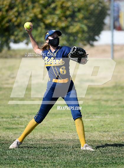 Thumbnail 2 in Schurr @ Montebello photogallery.