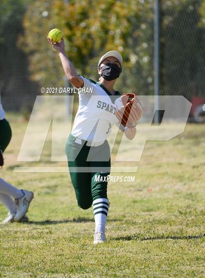 Thumbnail 3 in Schurr @ Montebello photogallery.