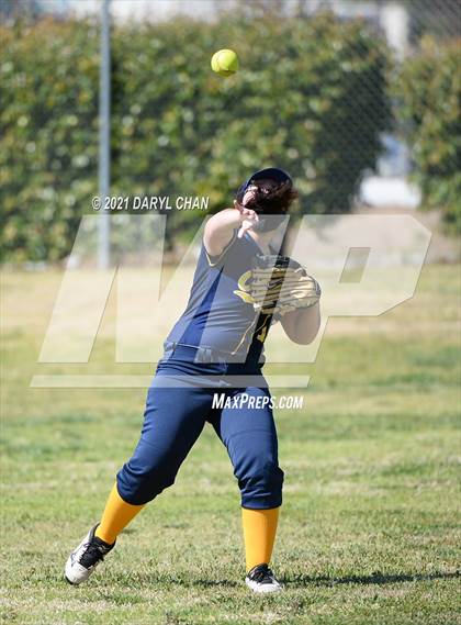Thumbnail 3 in Schurr @ Montebello photogallery.